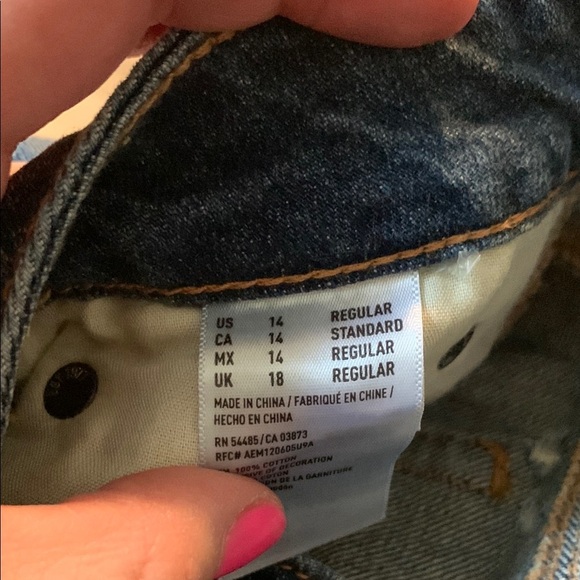 American Eagle Outfitters Blue Mini Skirt Casual Distressed - Picture 3 of 4